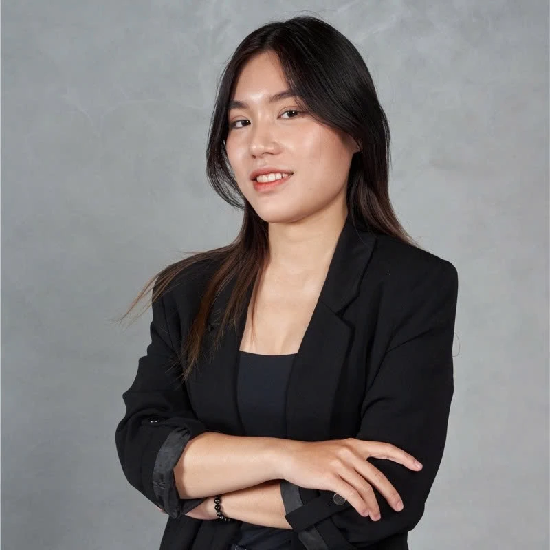 Ngân Loakhajorn